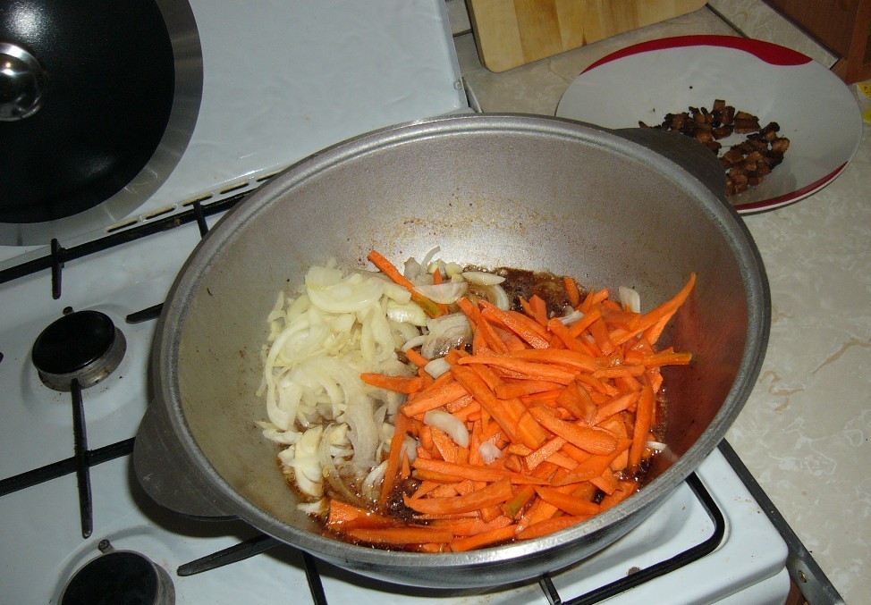 Плов из куриного филе в казане рецепт
